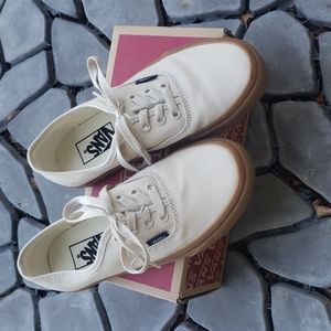 vans 6.5 size shoes